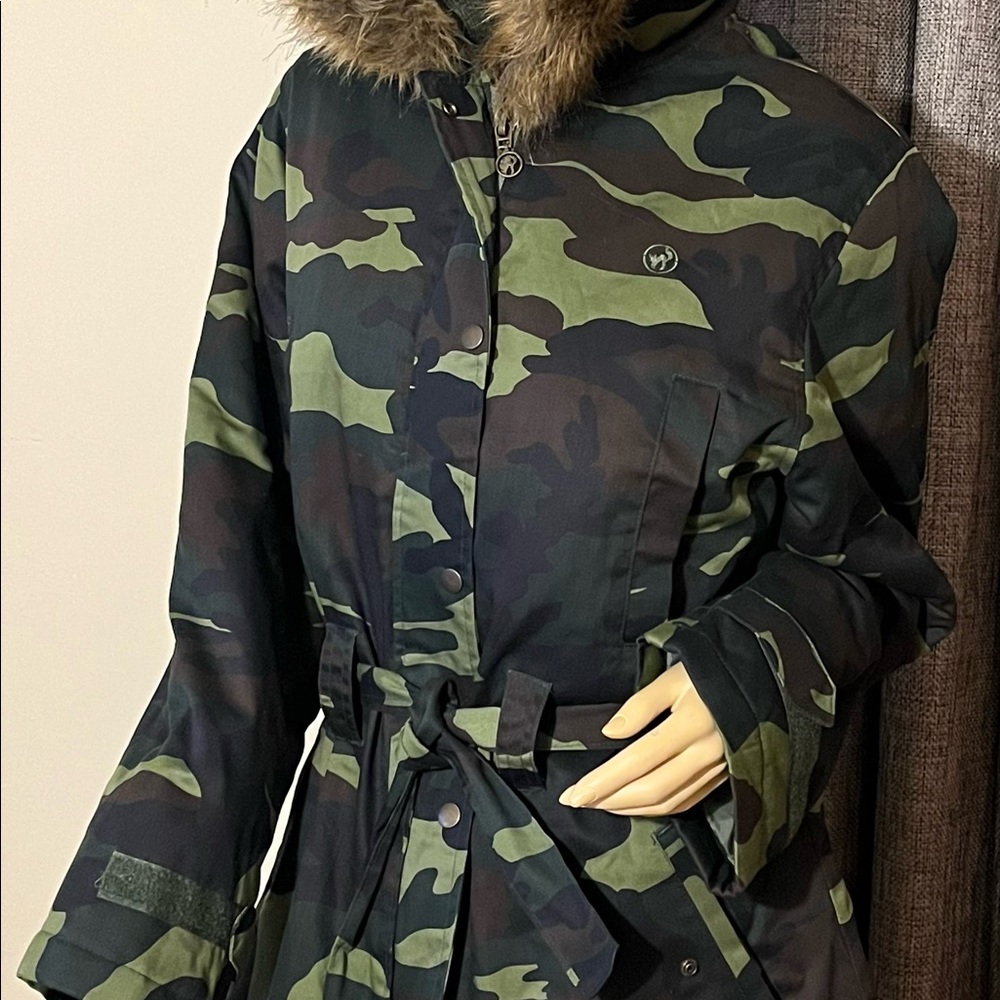 Ladies Army Fatigue with faux fur hood trim